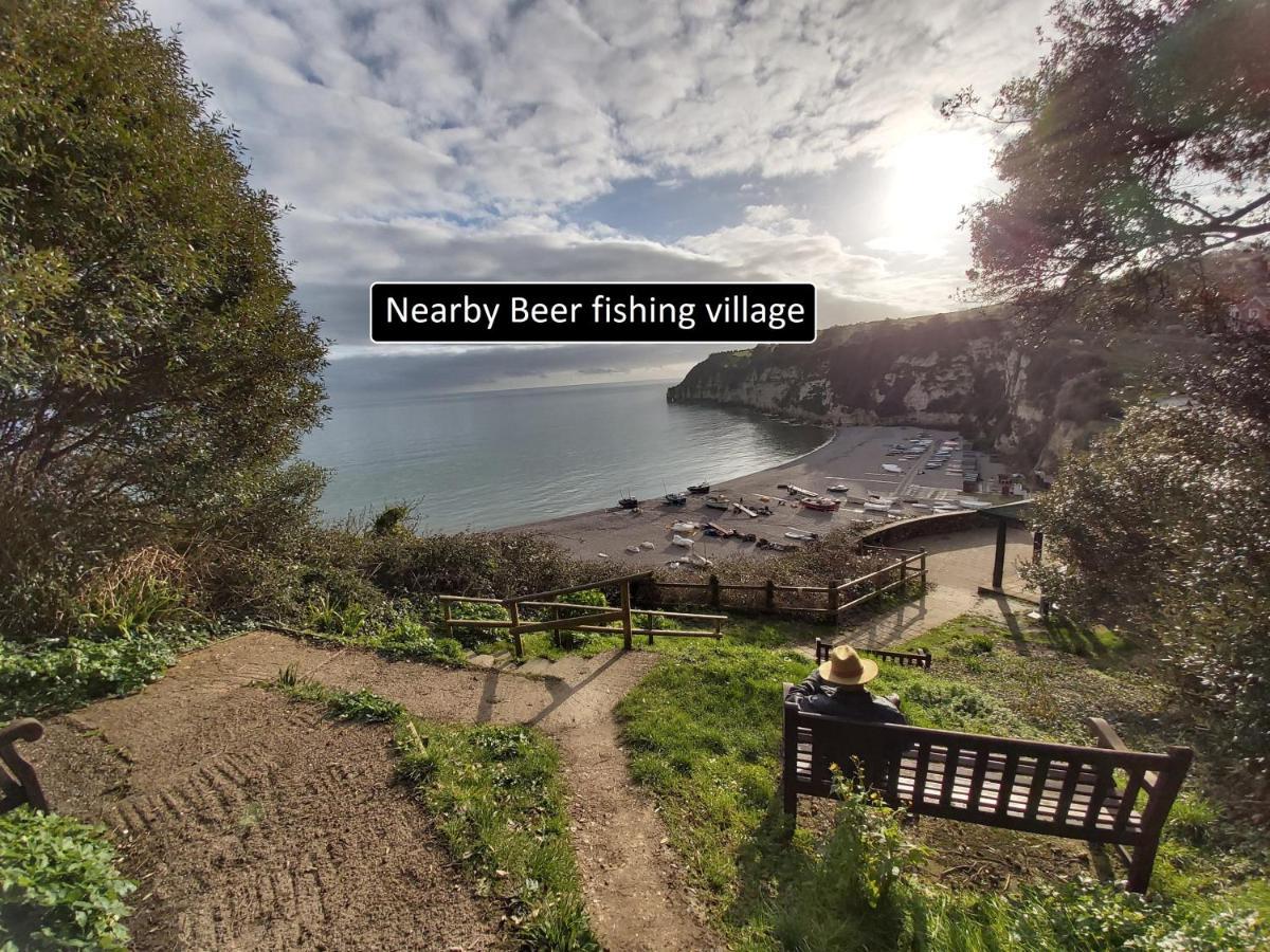 Stunning Countryside Views & Private Balcony! Cozy Room, 3 Miles To Lyme Regis - Free Parking & Wifi Axminster Buitenkant foto